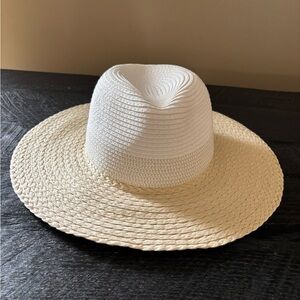 Straw sun hat NWOT